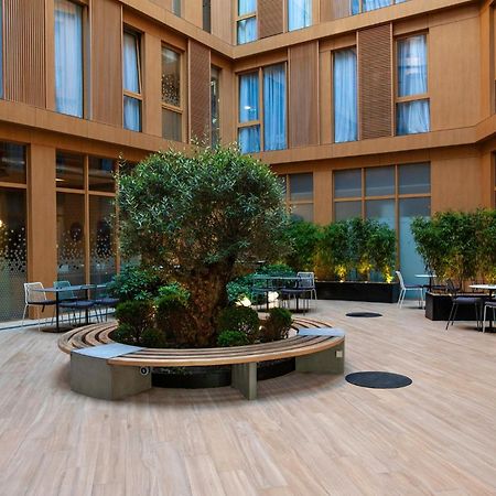 Holiday Inn Express Tbilisi Avlabari By Ihg Buitenkant foto