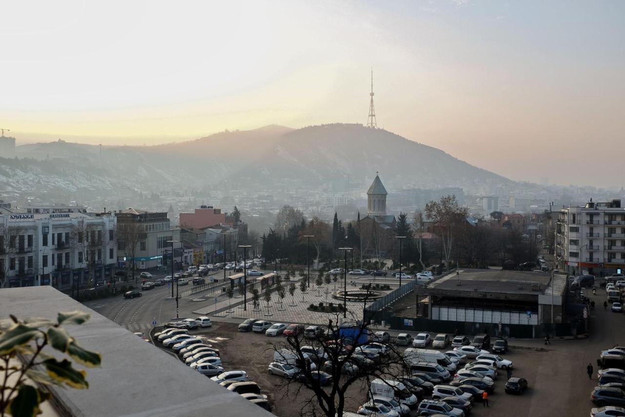 Holiday Inn Express Tbilisi Avlabari By Ihg Buitenkant foto