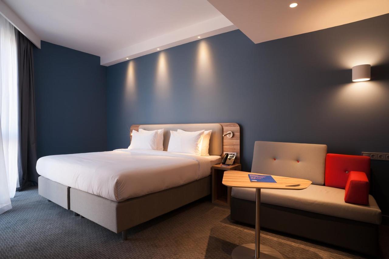 Holiday Inn Express Tbilisi Avlabari By Ihg Buitenkant foto