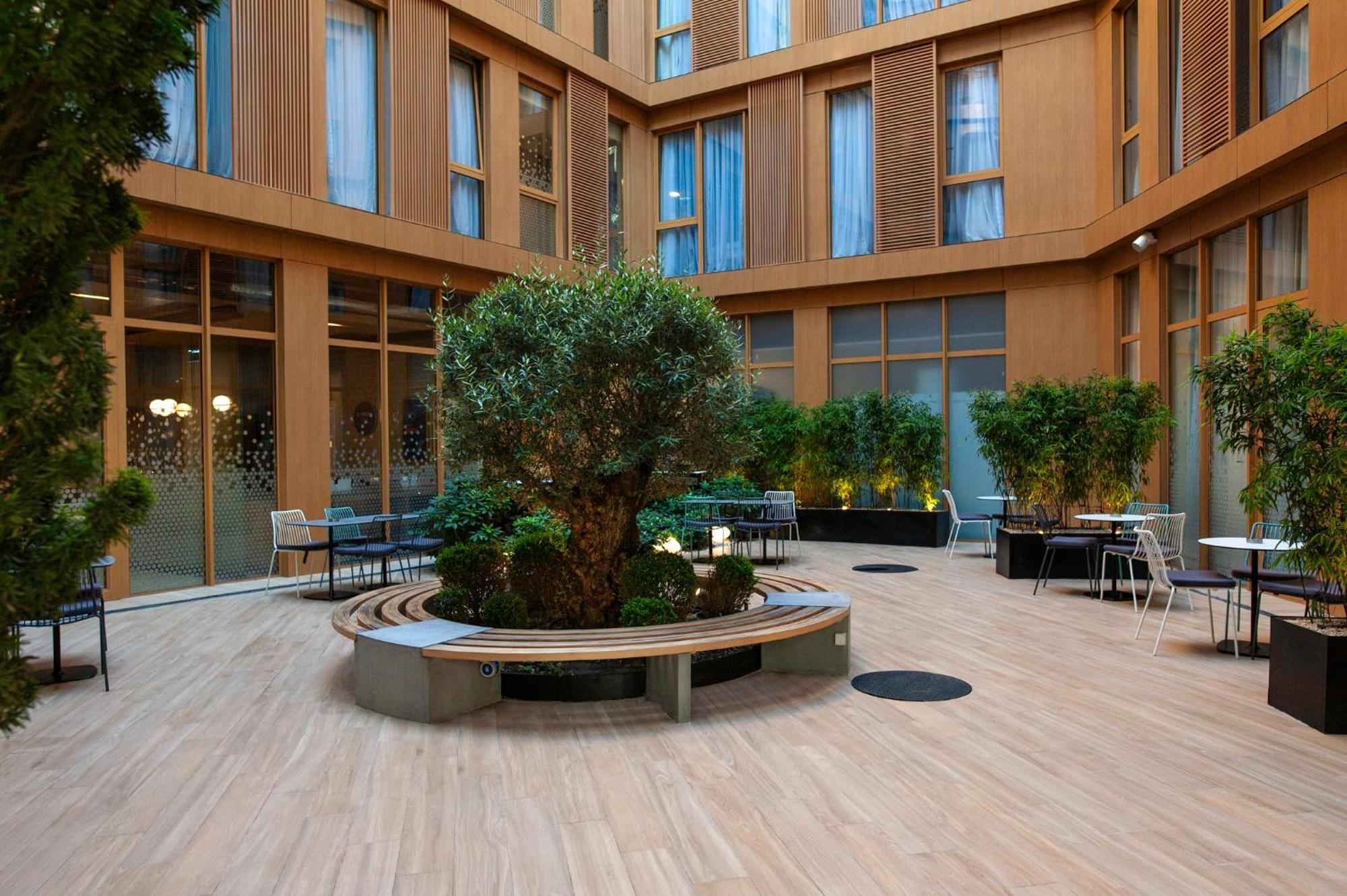 Holiday Inn Express Tbilisi Avlabari By Ihg Buitenkant foto